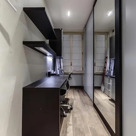 Apartment Stylish In Fashion District - Corso Venezia