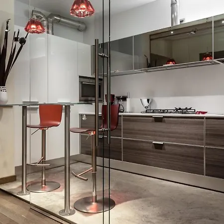 Stylish In Fashion District - Corso Venezia * Милан