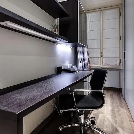 Stylish In Fashion District - Corso Venezia Apartment Milan