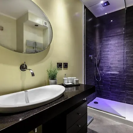 Apartment Stylish In Fashion District - Corso Venezia *